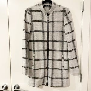 Black Tape Light Grey Plaid Zip Sweater Coat Size Small